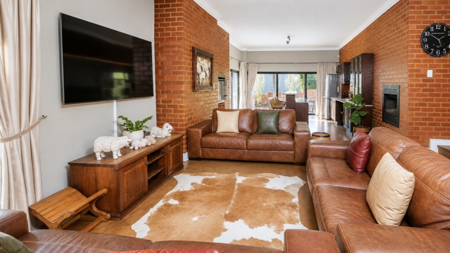 4 Bedroom Property for Sale in Seasons Lifestyle Estate North West